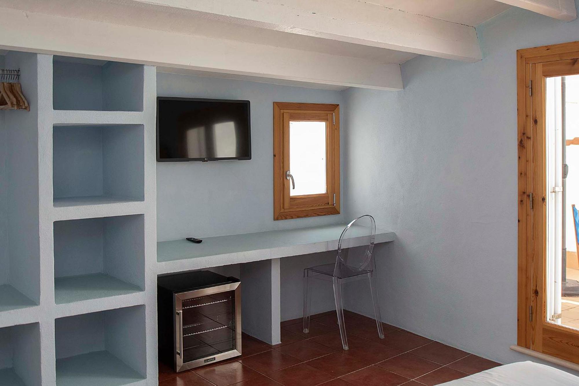 Boutique Hotel Rifugioazul Ситадела Екстериор снимка